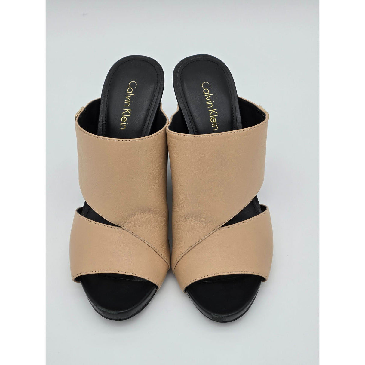 Calvin Klein Womens Wiley Cervo in Sandstorm Open Toe Block Heel Mules