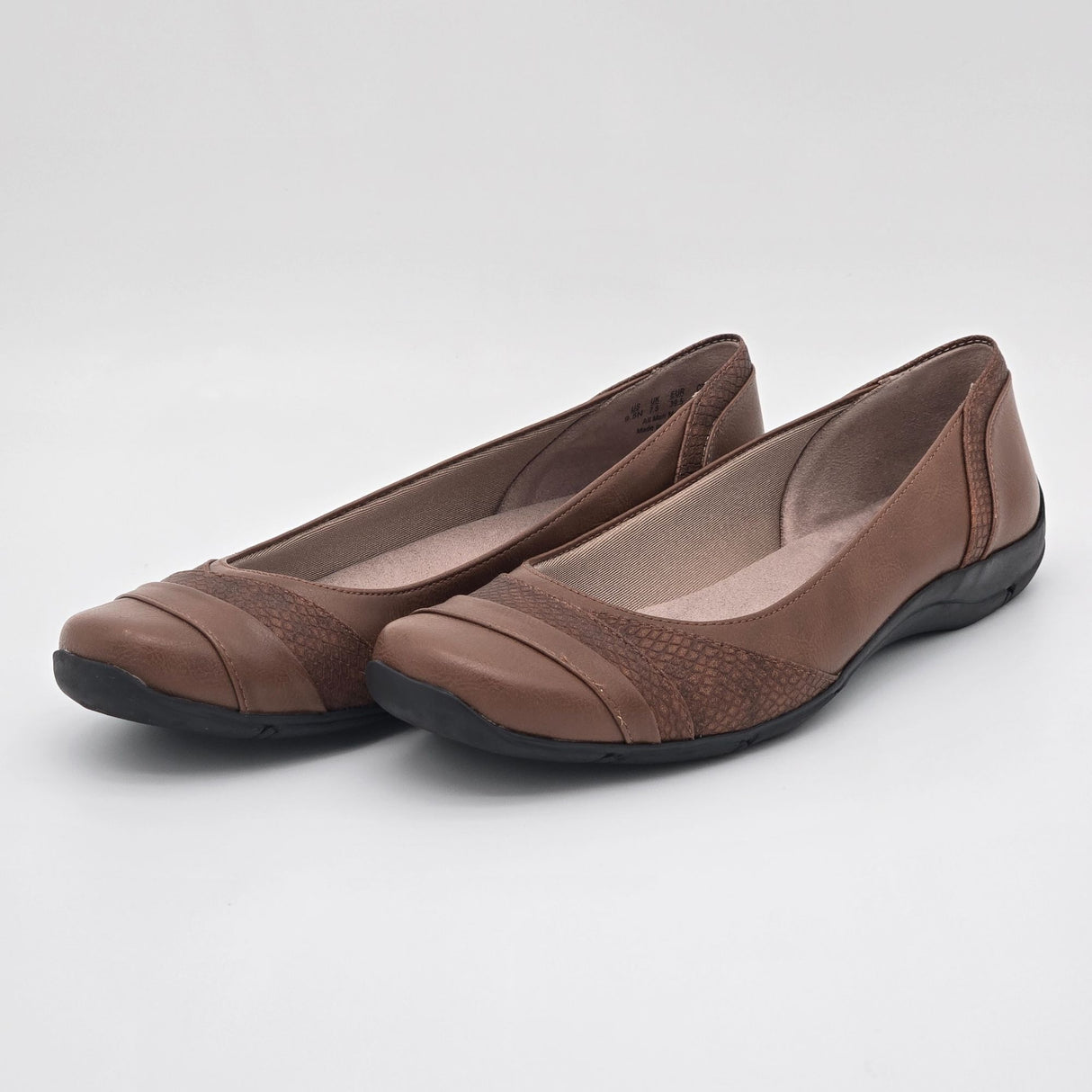 LifeStride Womens Dig Brown Ballet Flats Soft System Comfort Shoes Size 9.5M