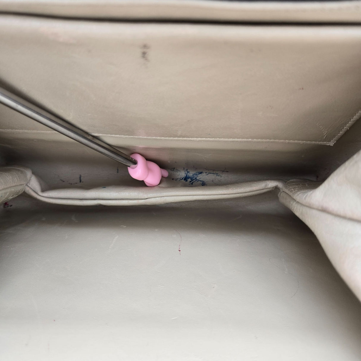 Vintage Black Leather Handbag By Bags By Supreme With Gold Kiss Lock Closure & Genuine Leather Lining