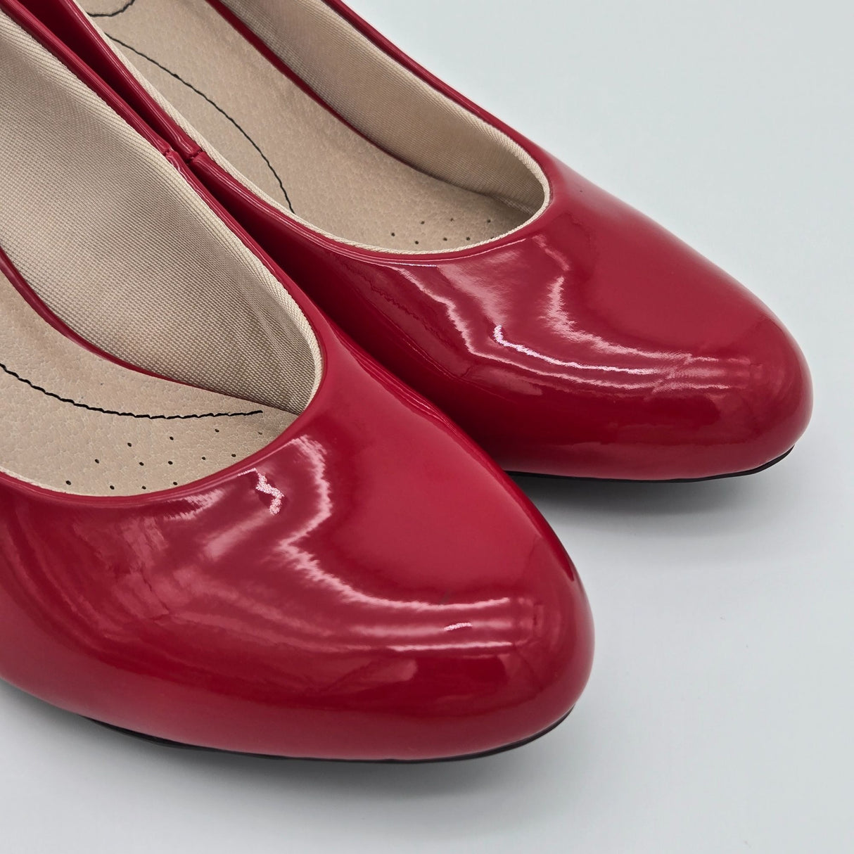 LifeStride Red Patent Leather Womens 2.5" Heel Pumps Size 9.5M