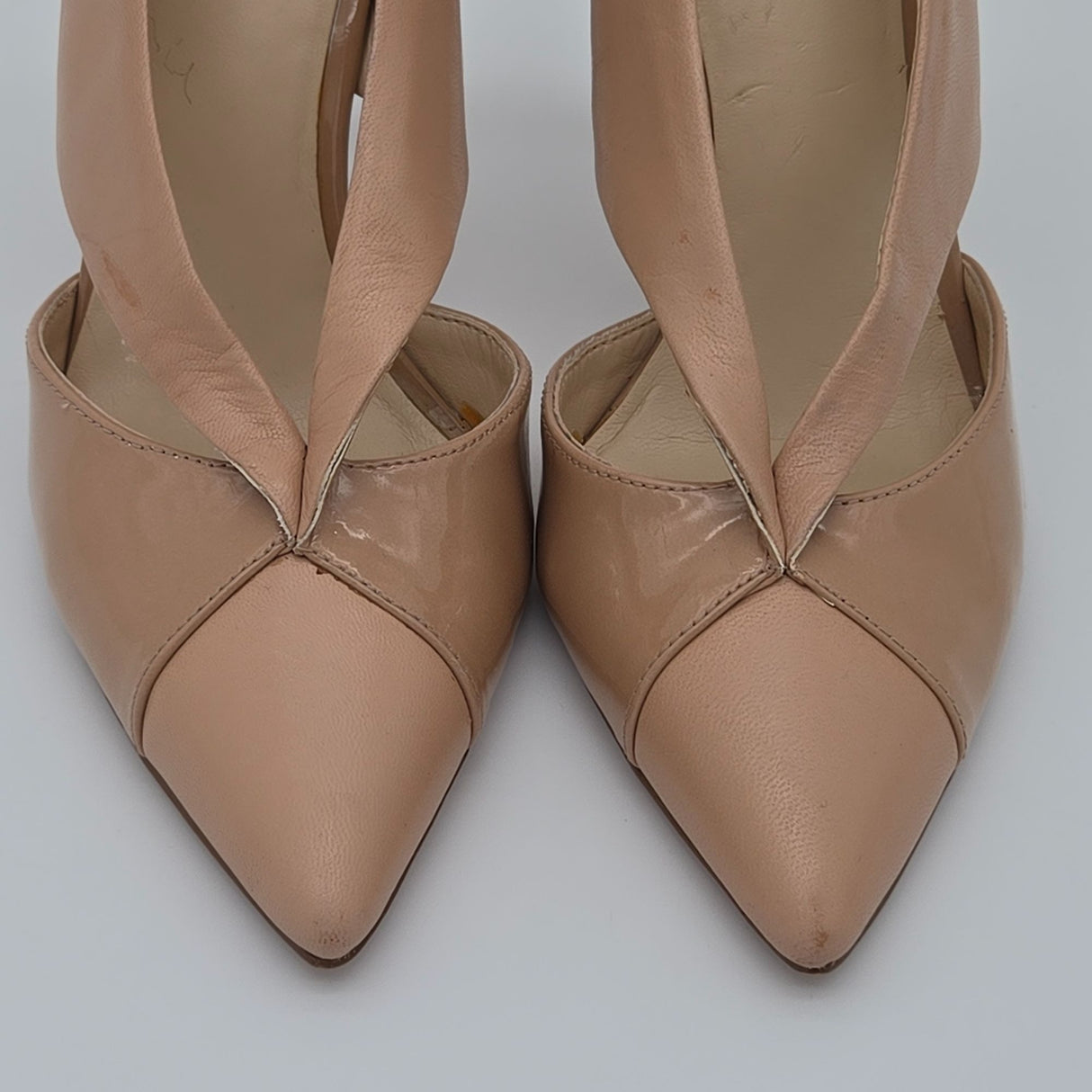Nine West Tayme Nude Pointed Toe Pumps 6.5M Leather & Man-Made Upper Slip-On High Heels Elegant Design