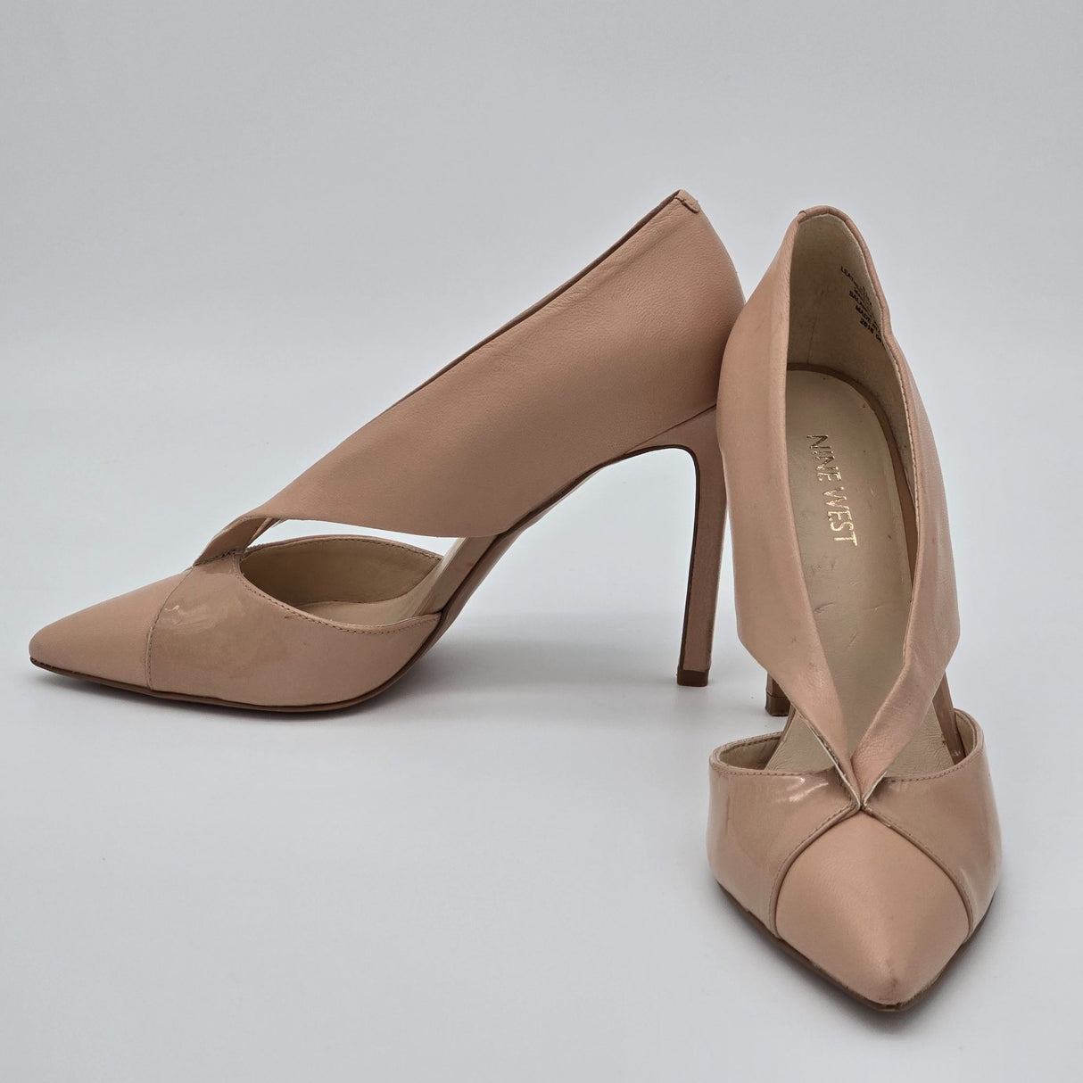 Nine West Tayme Nude Pointed Toe Pumps 6.5M Leather & Man-Made Upper Slip-On High Heels Elegant Design