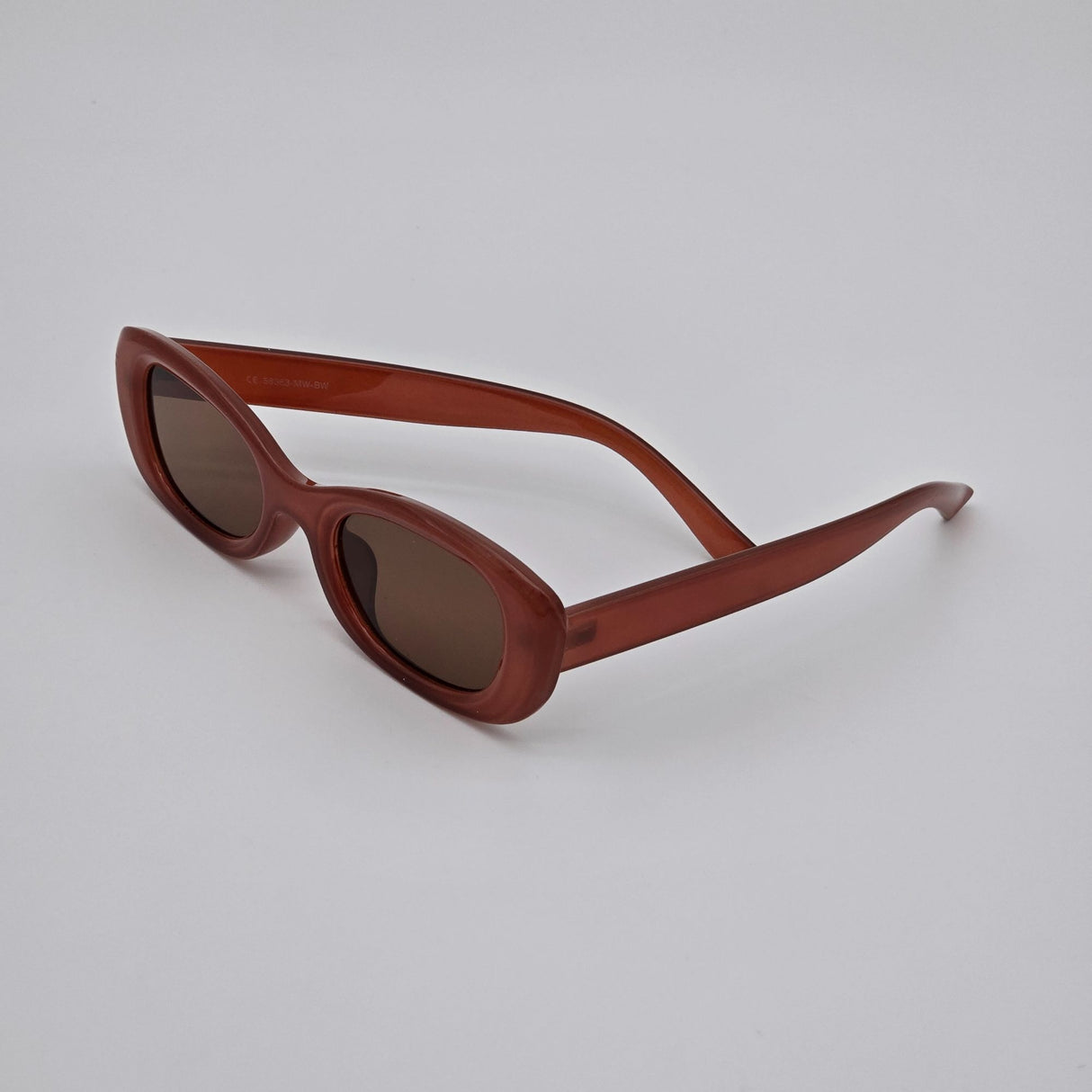 Retro Oval Sunglasses With Brown Tinted Lenses & Rose-Print Pouch