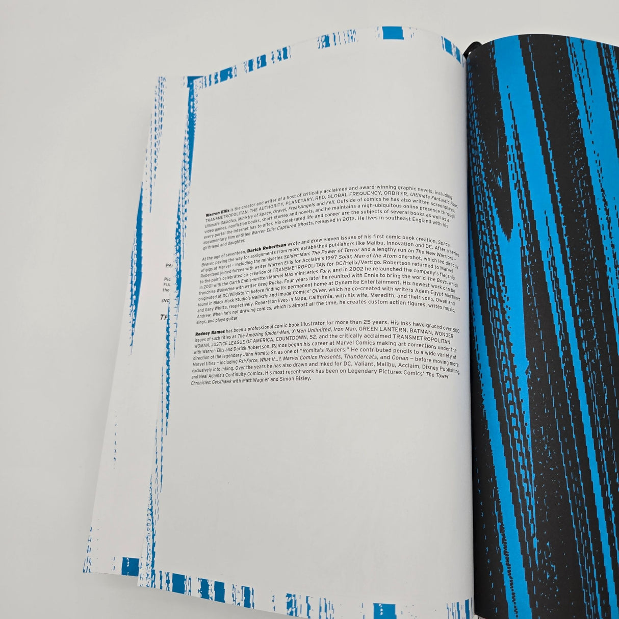 Absolute Transmetropolitan Vol. 2 Hardcover By Warren Ellis & Darick Robertson