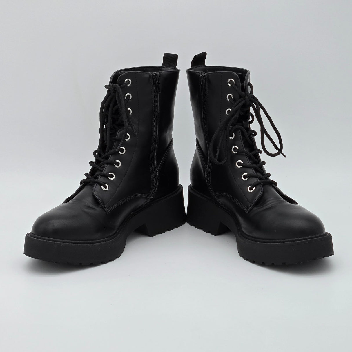 Stomrie R2 Black Chunky Lace-Up Combat Boots With Side Zipper Closure Size 9.5M