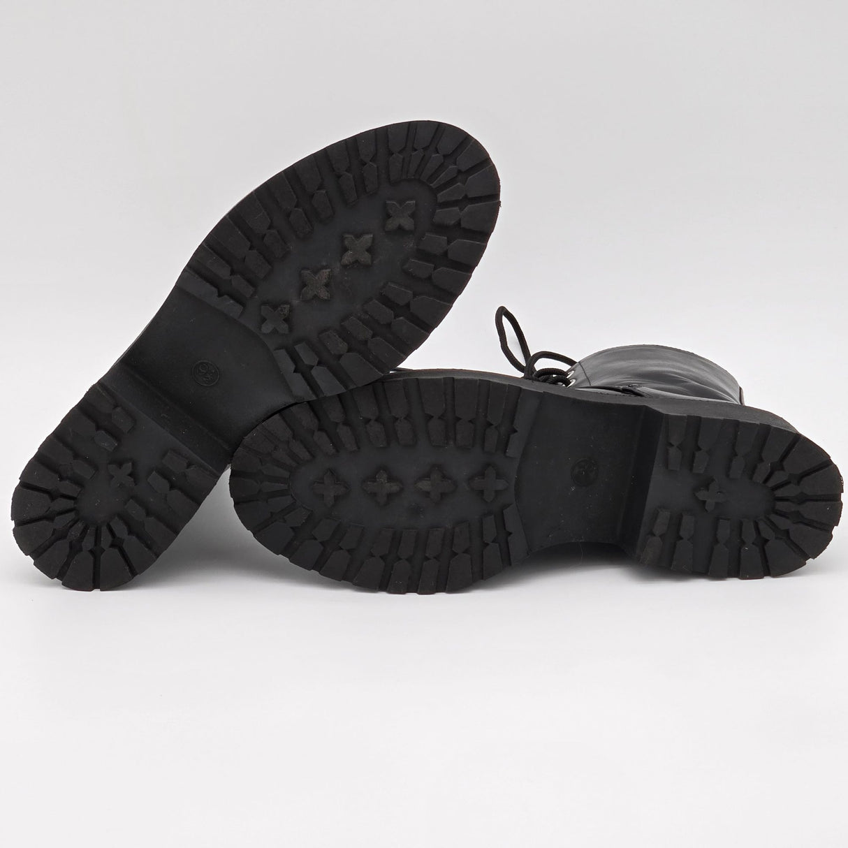 Stomrie R2 Black Chunky Lace-Up Combat Boots With Side Zipper Closure Size 9.5M