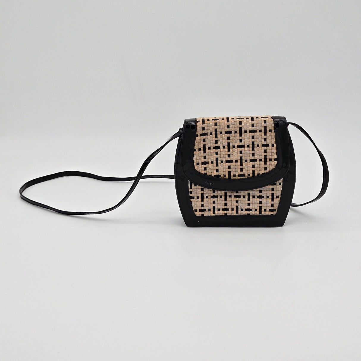 Vintage Frenchy California Black Patent Leather & Woven Straw Crossbody Bag