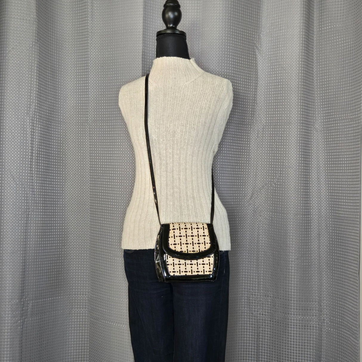 Vintage Frenchy California Black Patent Leather & Woven Straw Crossbody Bag