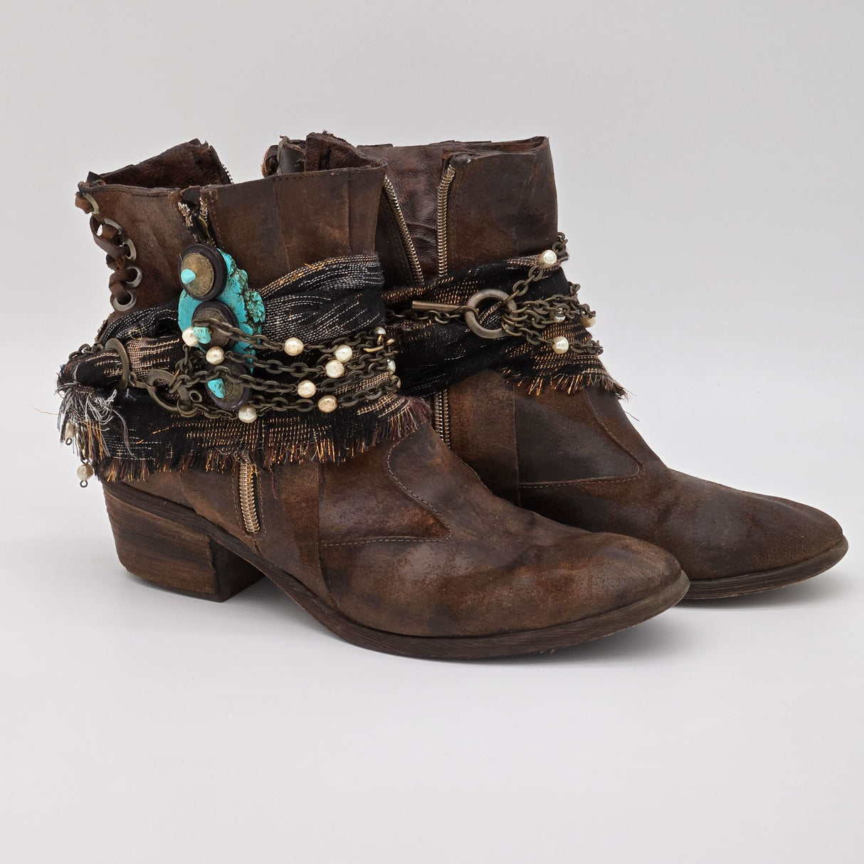 Donald J. Pliner Distressed Leather Ankle Boots W/ Chains Pearls & Turquoise Accents - Boho Western Style - Side Zippers & Lace-Up Back Size 10M