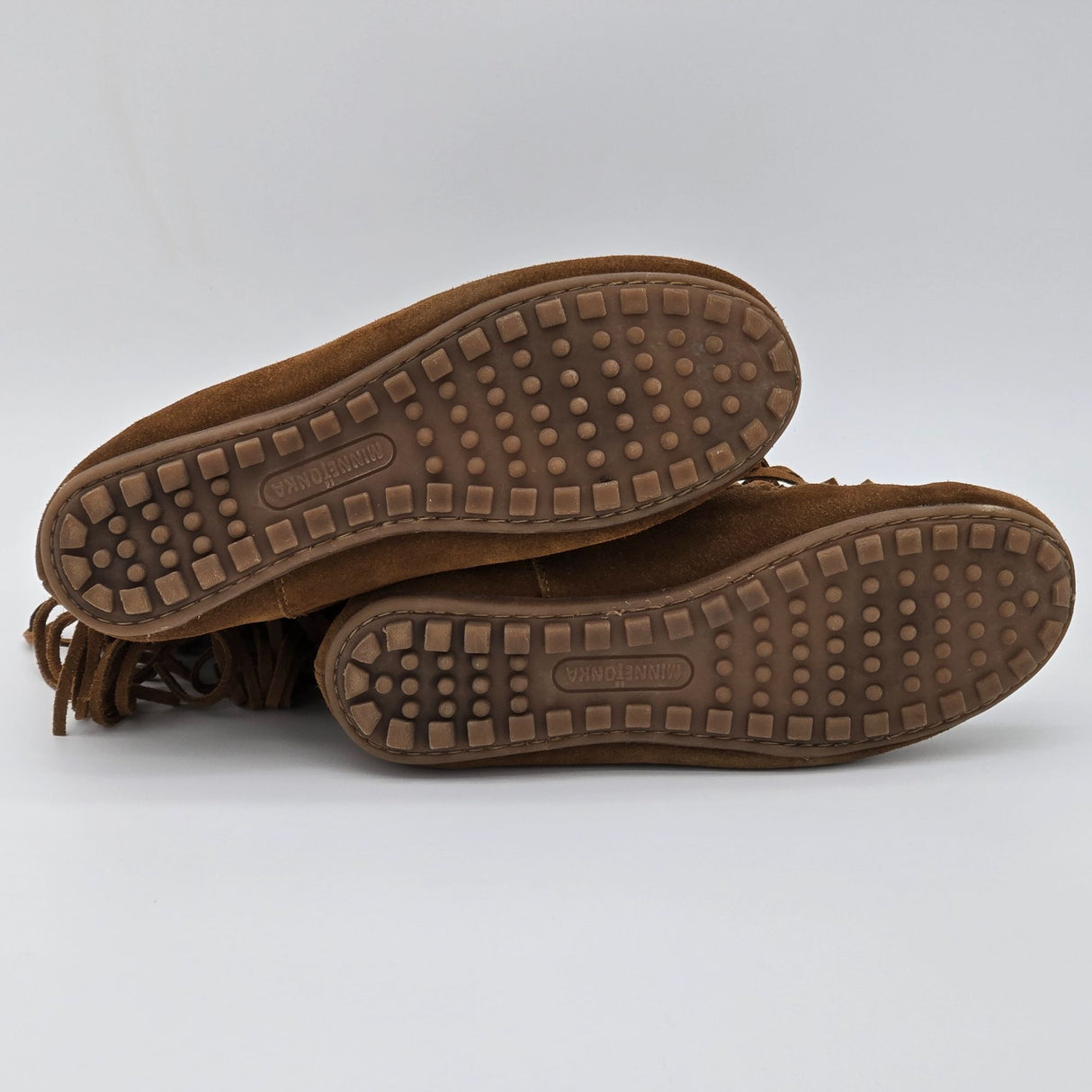 Minnetonka Women's Brown Faux Suede 2 Layer Fringe Moccasin Boots Size 9