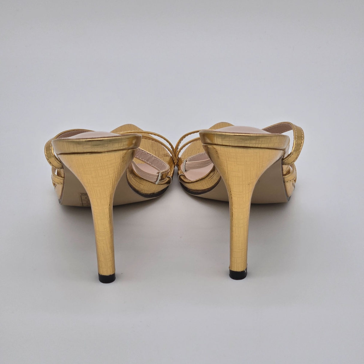 Gold Strappy Pointed-Toe High Heel Sandals Size 7.5 Women's Elegant Evening Shoes