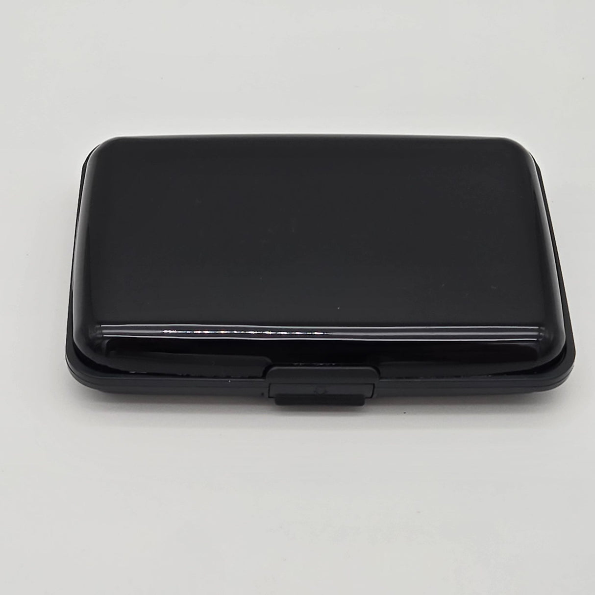 Black RFID Blocking Cardholder Wallet With Accordion Slots & Snap Closure